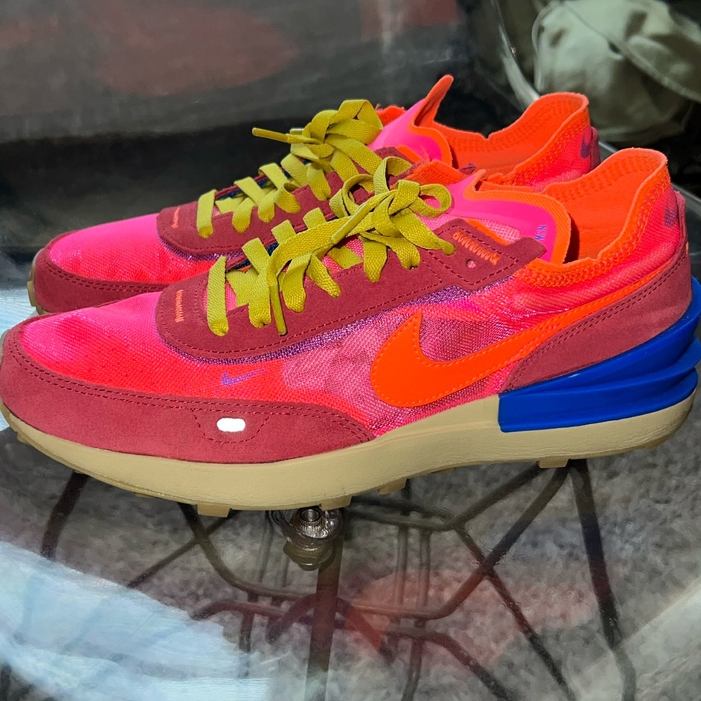 Nike Waffle One barely worn!